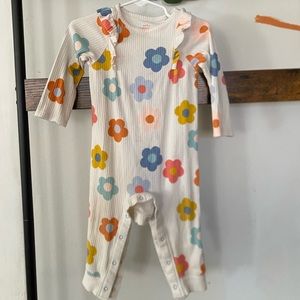 cute girls romper. size 12 month. cat and jack